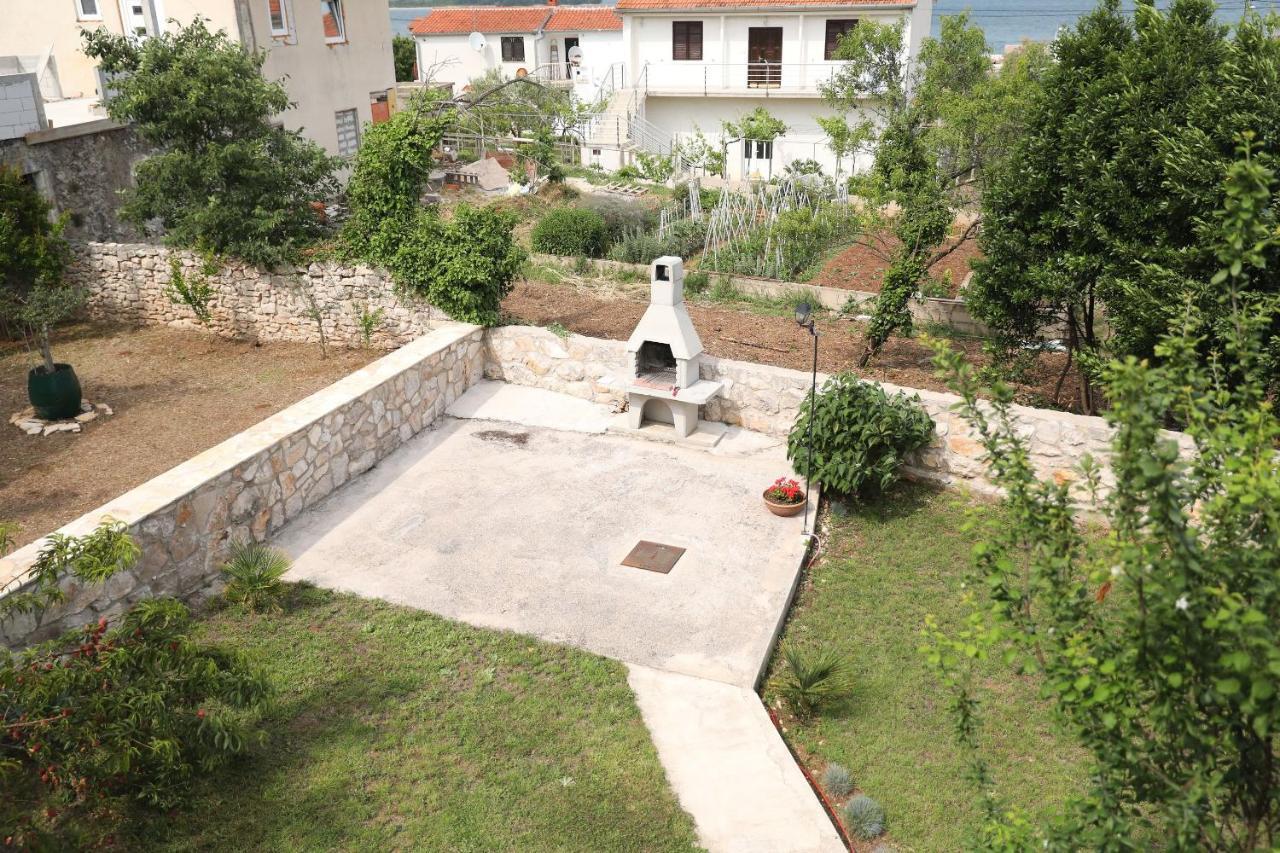 Apartments Tarragon Ugrinici Екстериор снимка